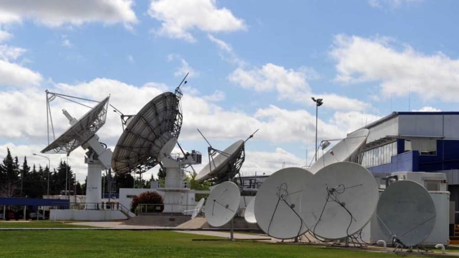 Arsat proveerá de Internet a diferentes localidades de las 24 jurisdicciones del país // Télam