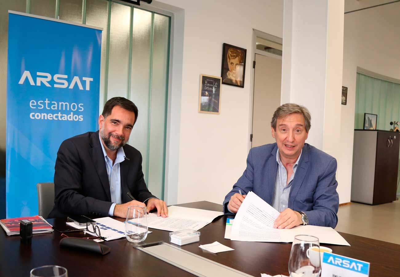 ARSAT y el municipio de San Rafael firmaron un contrato para ampliar la llegada de la TDA